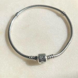 Pandora bracelet, authentic, 925 7.5 inches